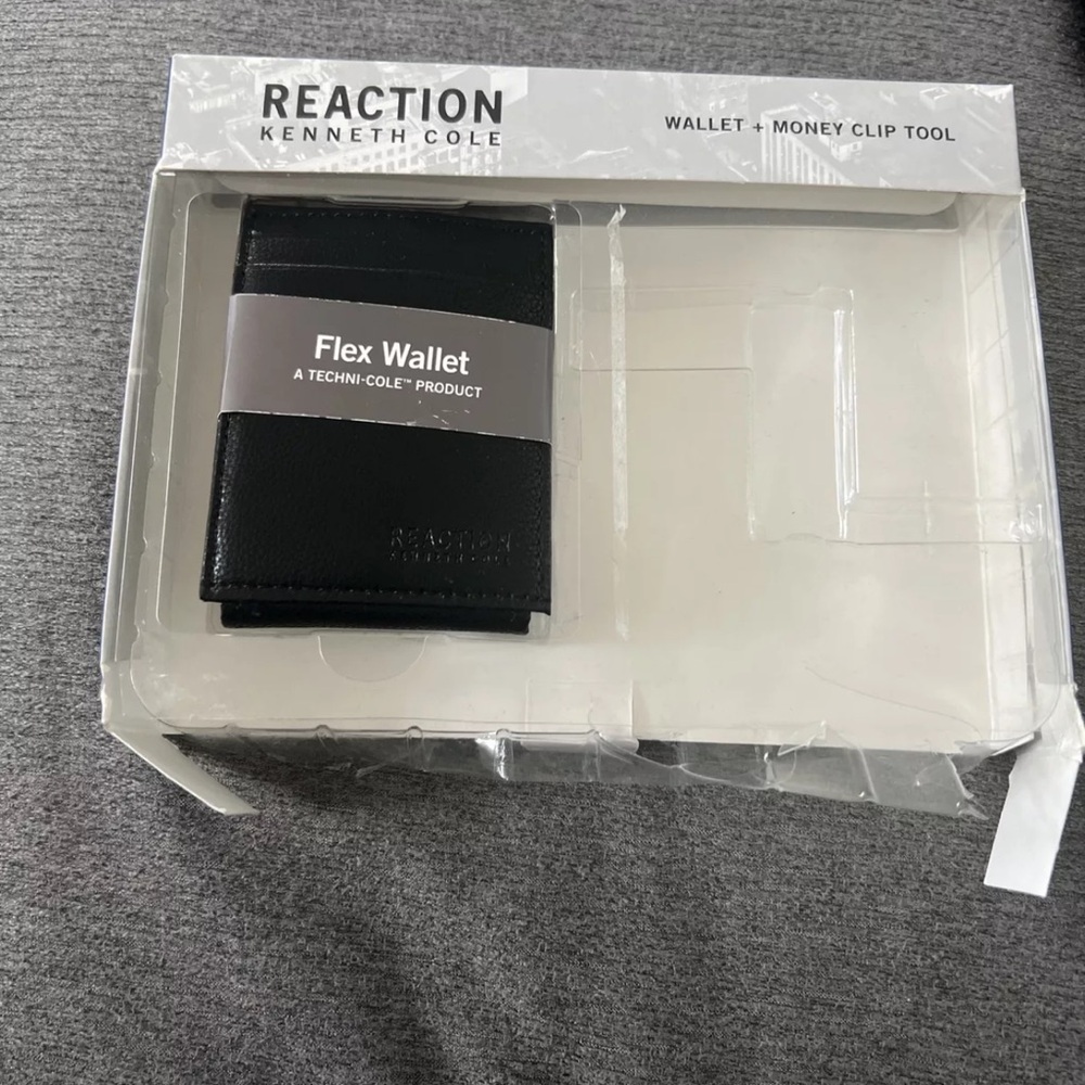 😍Reaction Kenneth Cole RFID Security Bifold Flex Black Wallet